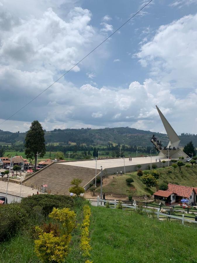 Hotel Lancers - Pantano De Vargas Paipa Boyaca Экстерьер фото