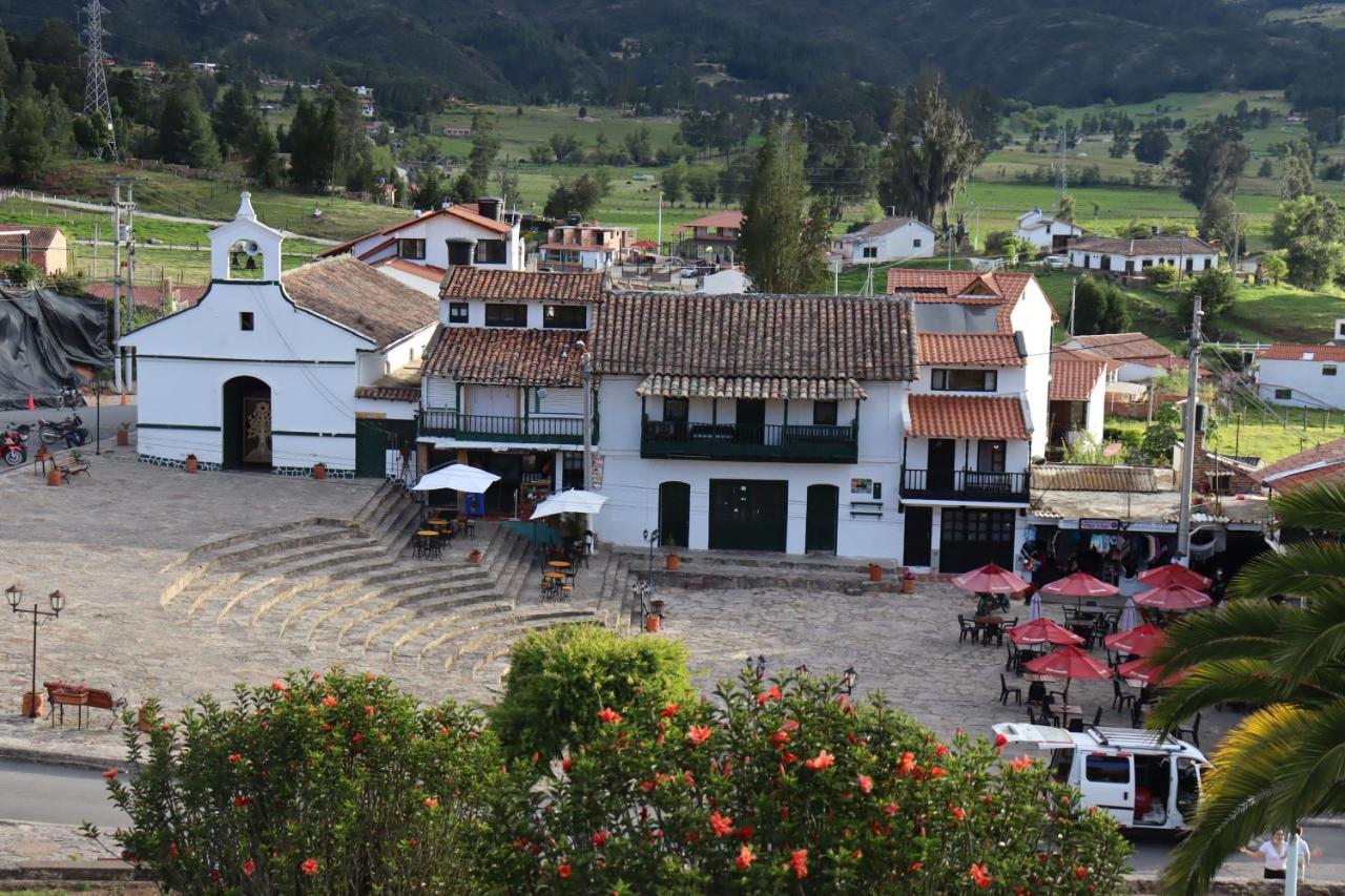 Hotel Lancers - Pantano De Vargas Paipa Boyaca Экстерьер фото